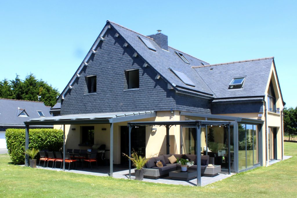 Domaine de Minard The villa, combining charm and modern comfort…